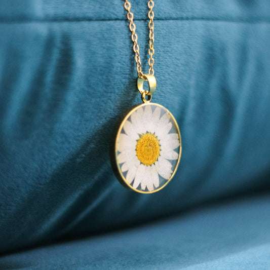 Sanctuary Daisy Gold Necklace