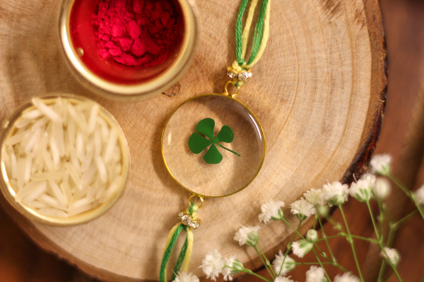 Phoolon ki Rakhi