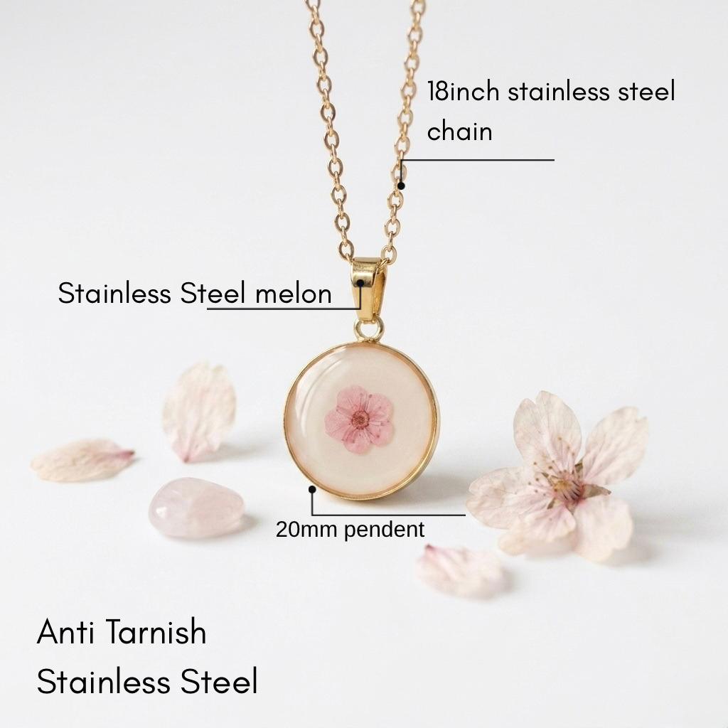 Mini White Plum Blossom Gold Necklace
