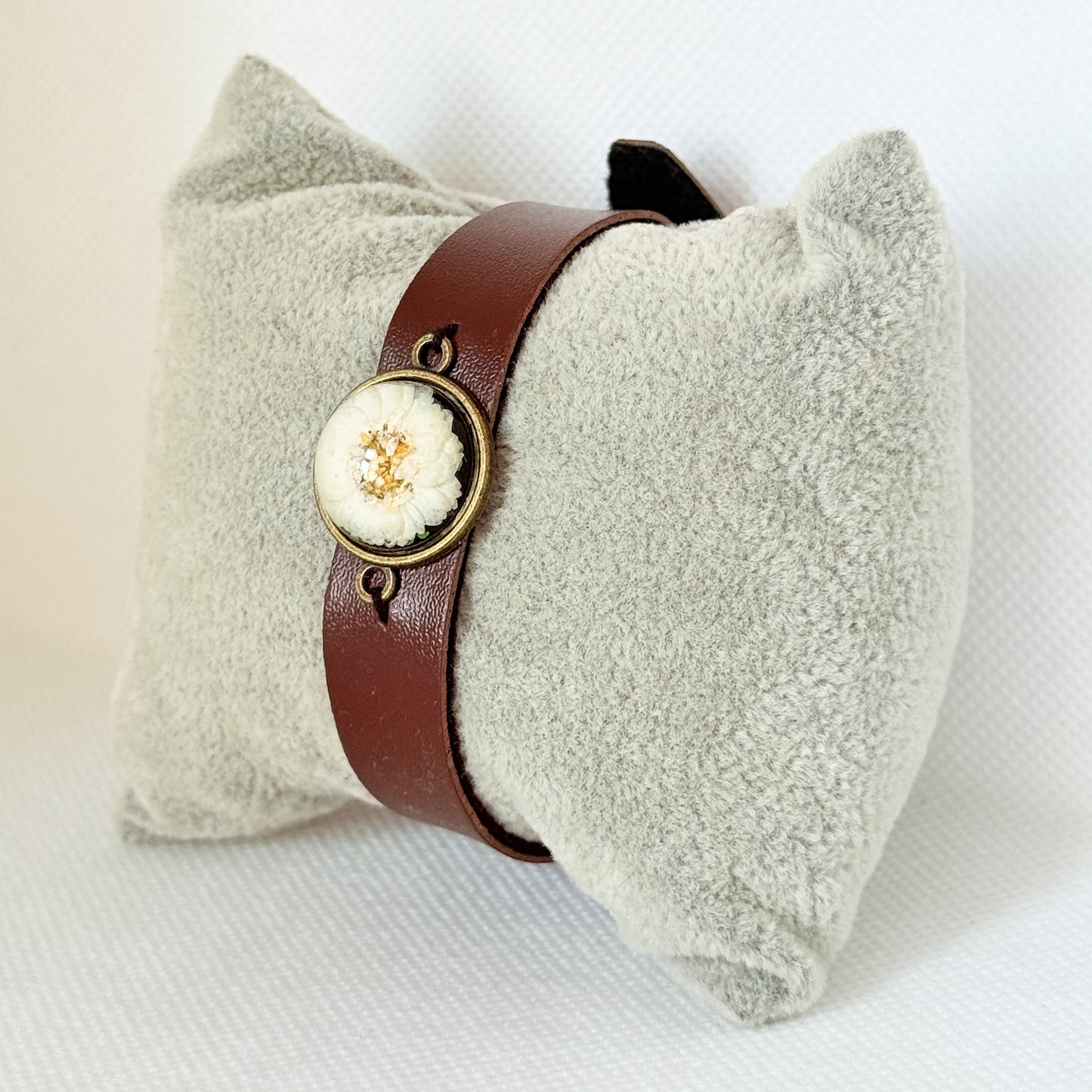 Vegan Leather Belt White Little Flower