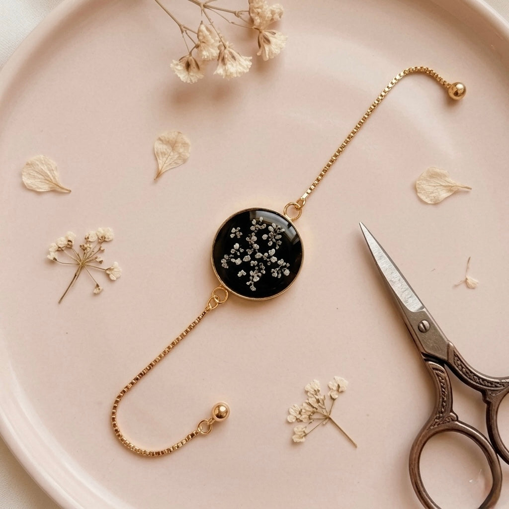 Mini Annes Lace Black Bracelet