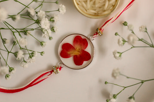 Gulabi Rakhi