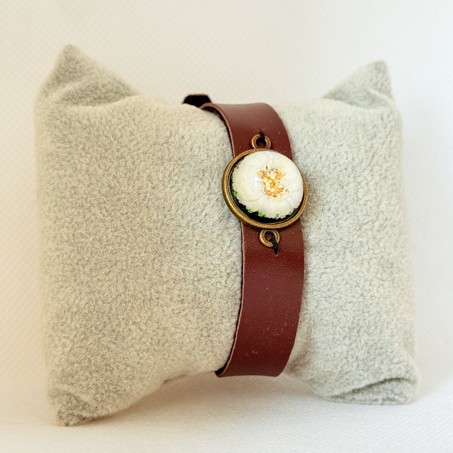 Vegan Leather Belt White Little Flower