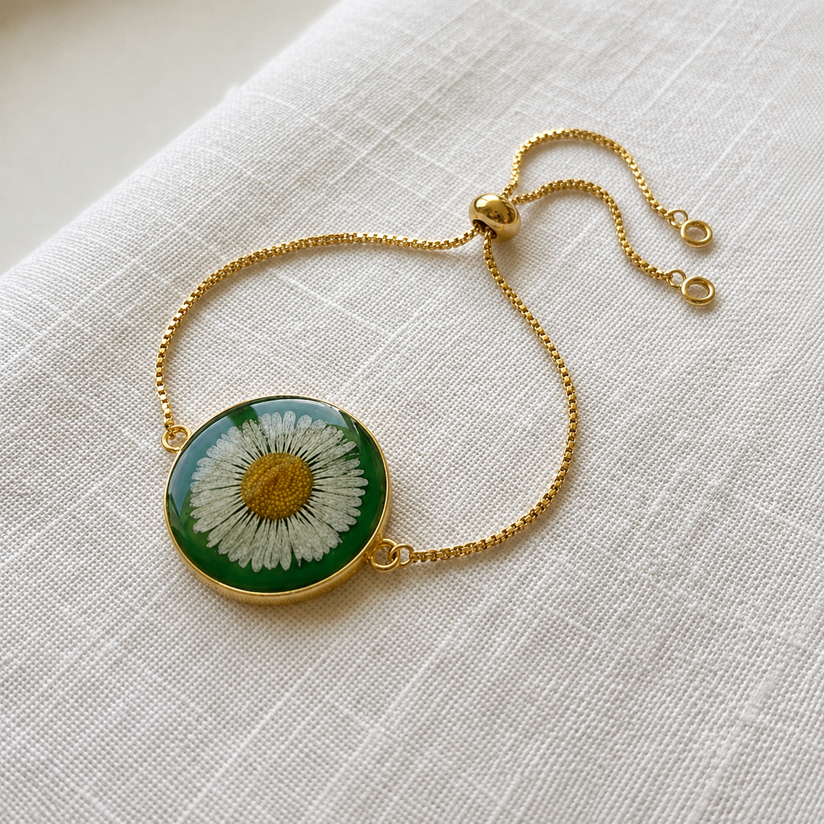 Verdant Astraea Gold Bracelet