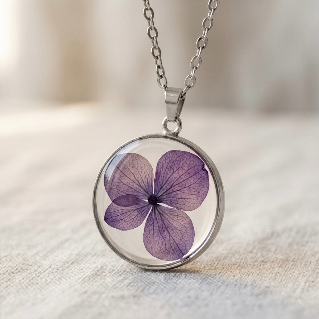 Mon Coeur Hydrangea Pendant