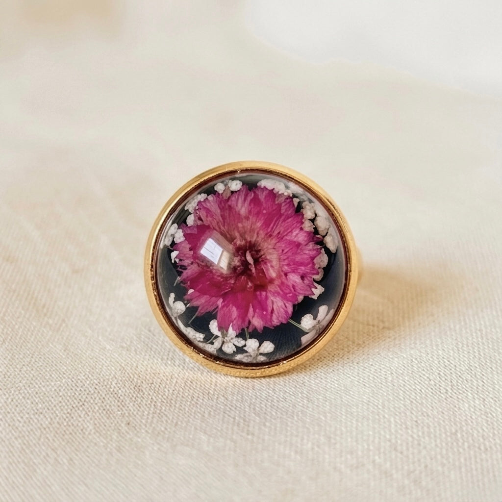 Black Star Flower - Annes Lace Gold Ring