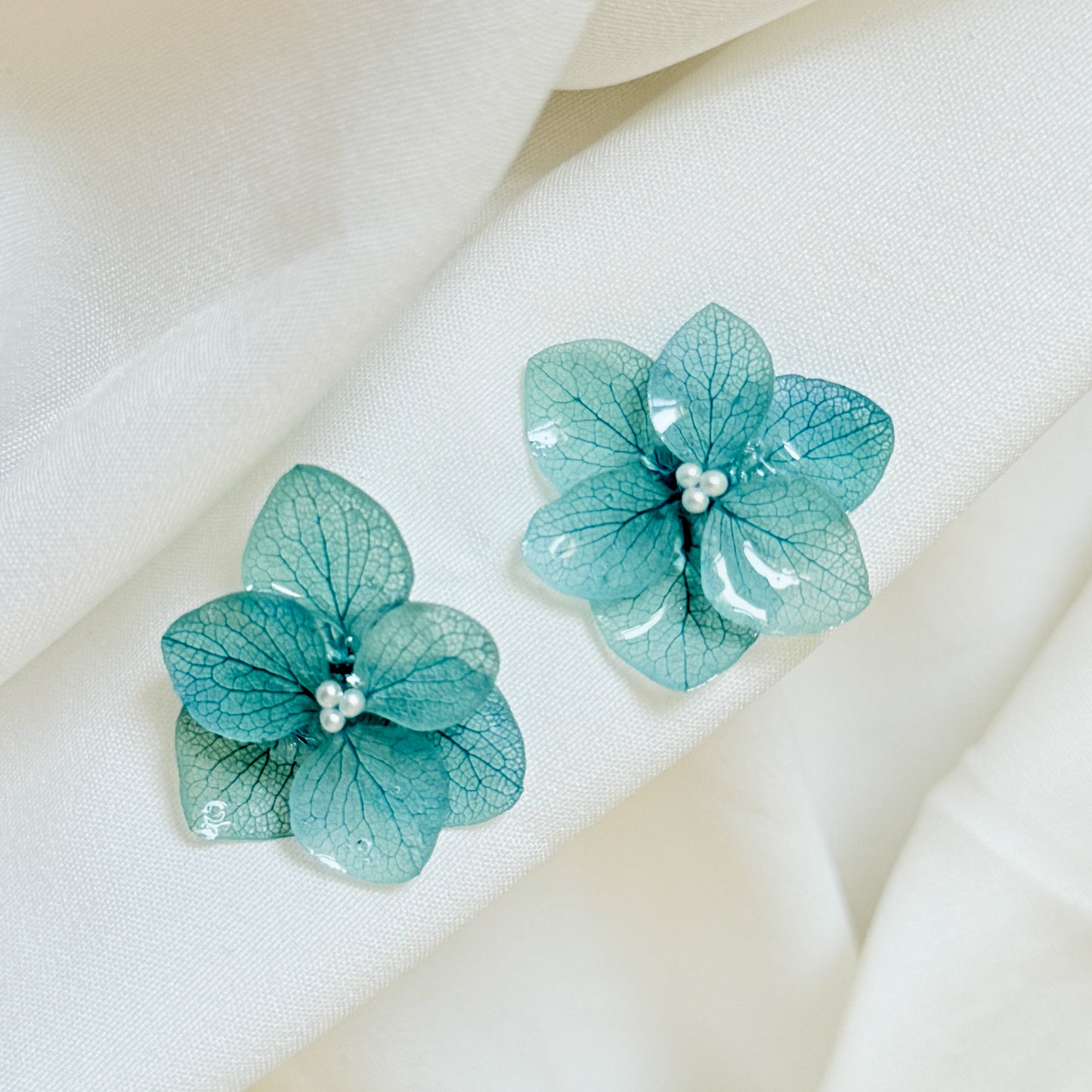 Blue Hydrangea Pearl Earrings
